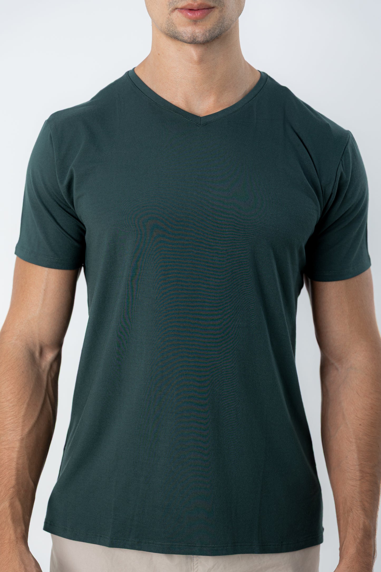 Camiseta Tech Modal - Gola V - Verde Escuro
