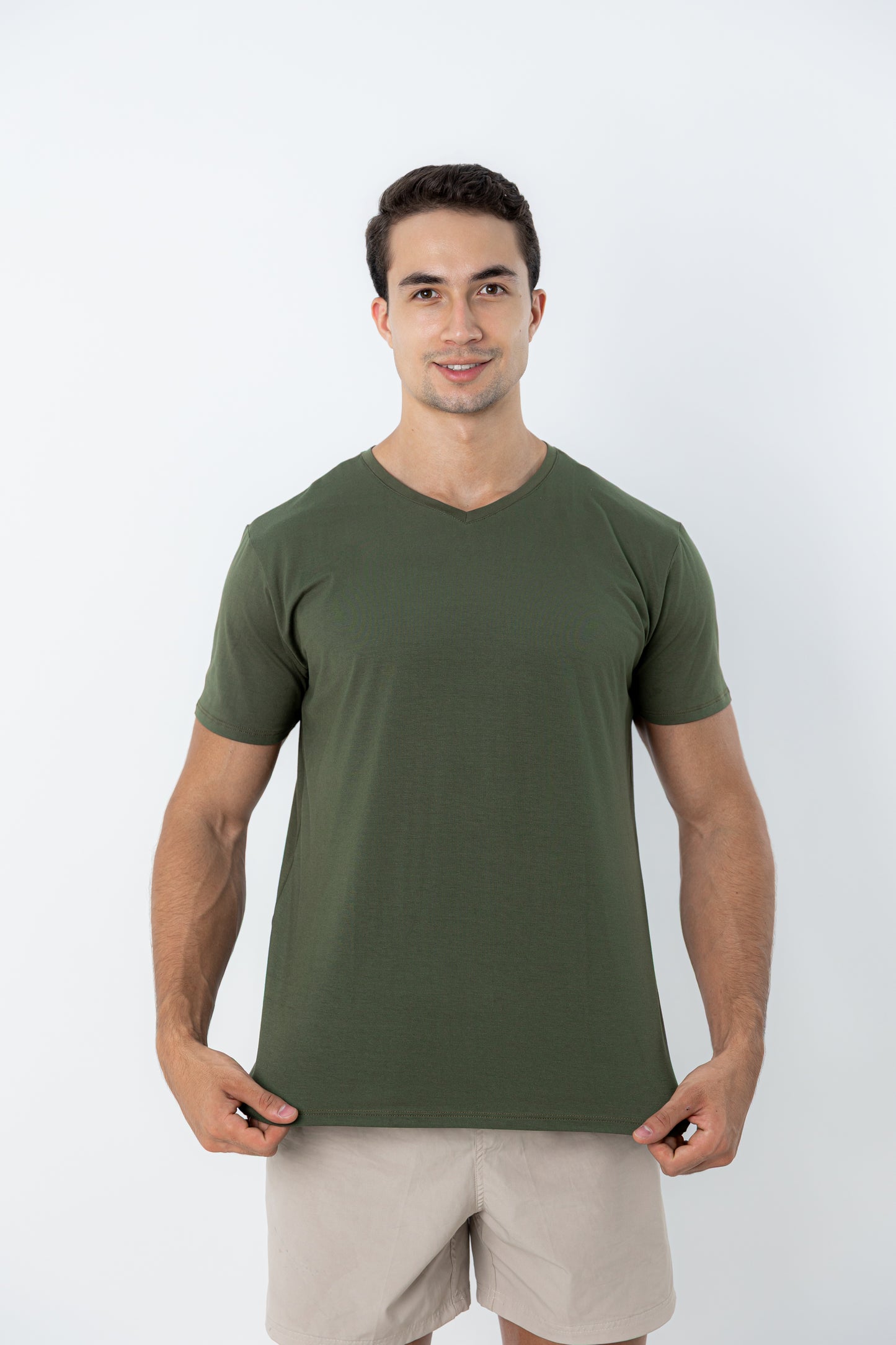 Camiseta Tech Urban Modal - Gola V - Verde Militar