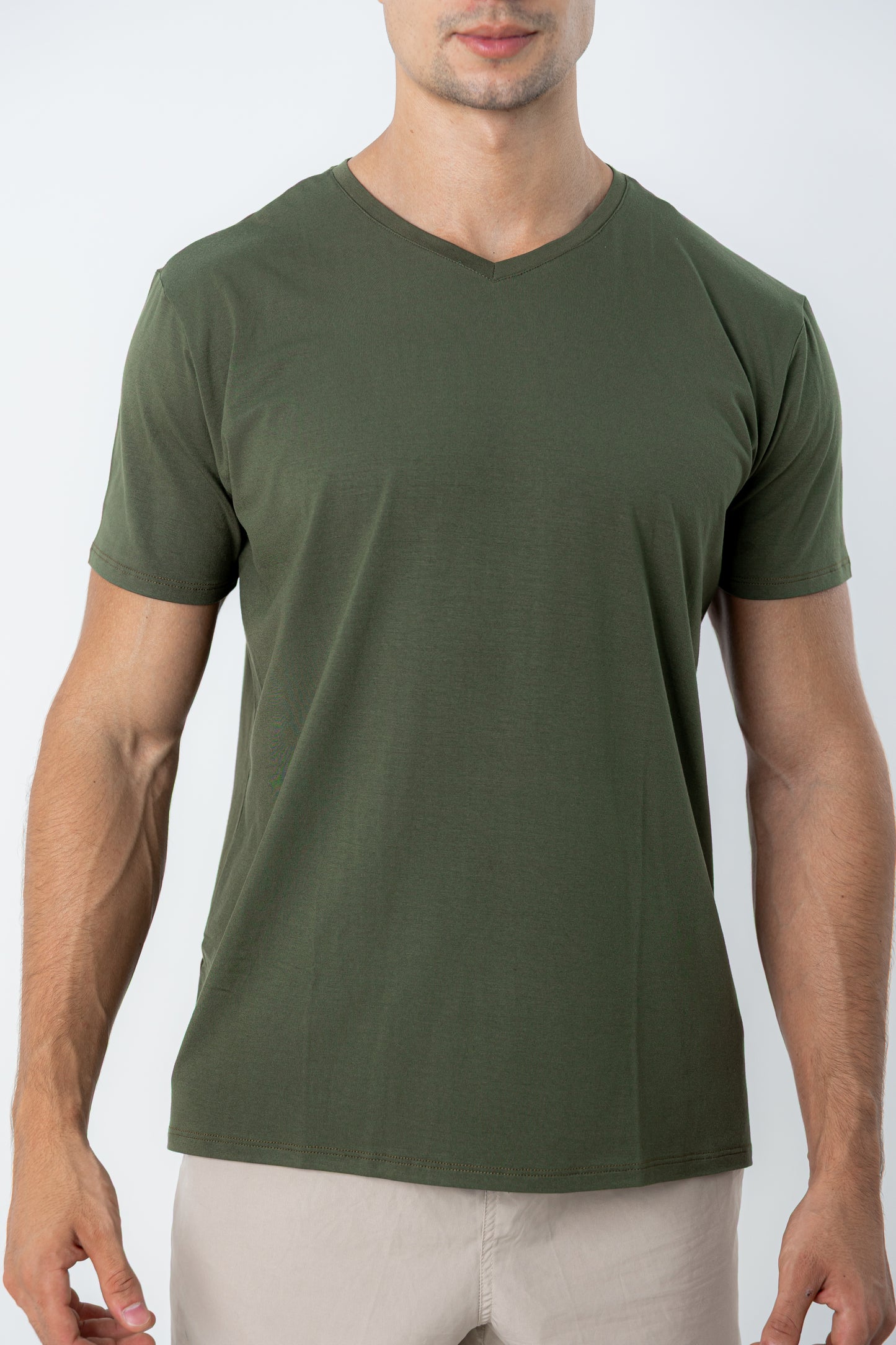 Camiseta Tech Urban Modal - Gola V - Verde Militar